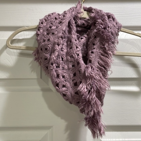 NWT! American Eagle Crocheted Infinity Neck Scarf Muffler Snood - Picture 4 of 5